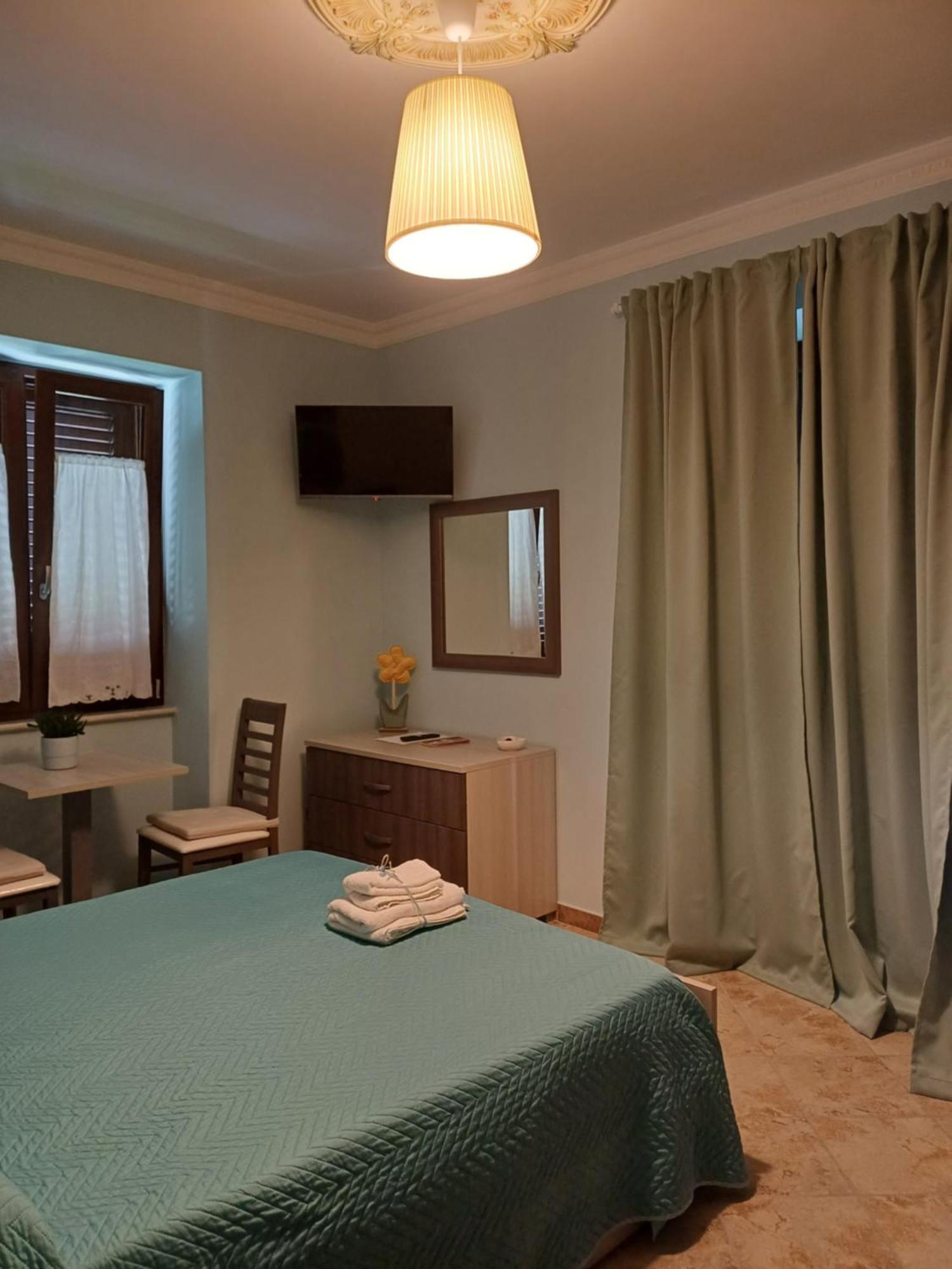 Core A Core Rooms Santo Stefano del Sole 客房 照片