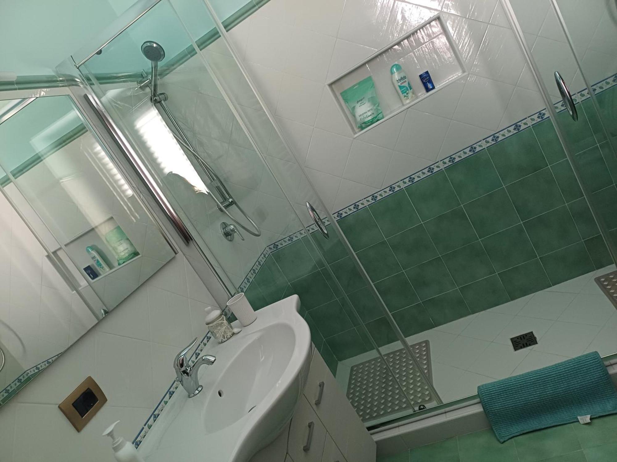 Core A Core Rooms Santo Stefano del Sole 客房 照片